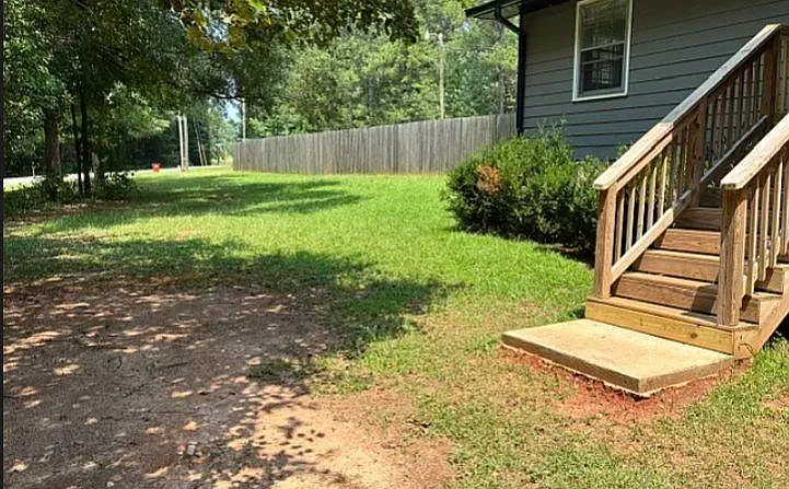 3 bed, 2.0 bath, 1370 sqft, $1,850 — Photo 2