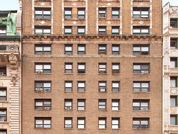 4th image of 116 W 72nd St APT 5D