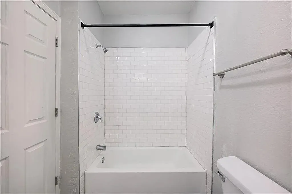619 Kiowa Street - 1 — Photo 3