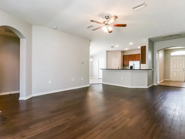 403 Down Pine Dr — Photo 3