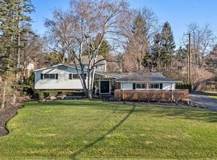 3558 Darcy Dr, Bloomfield Hills, MI