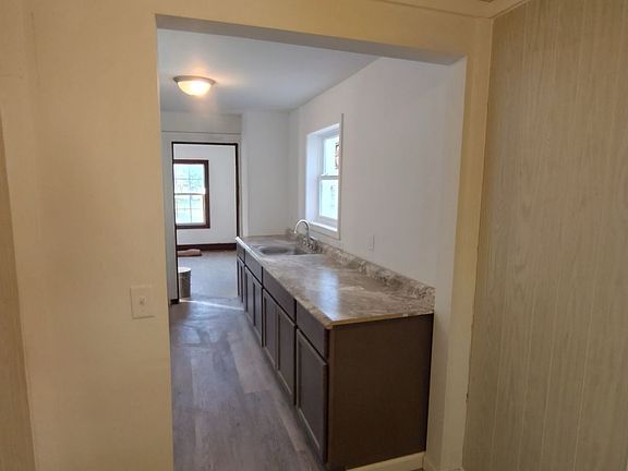 4th image of 1627 Woodbine Ave SE