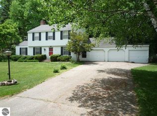 259 Wilson Dr, Saint Louis, MI 48880