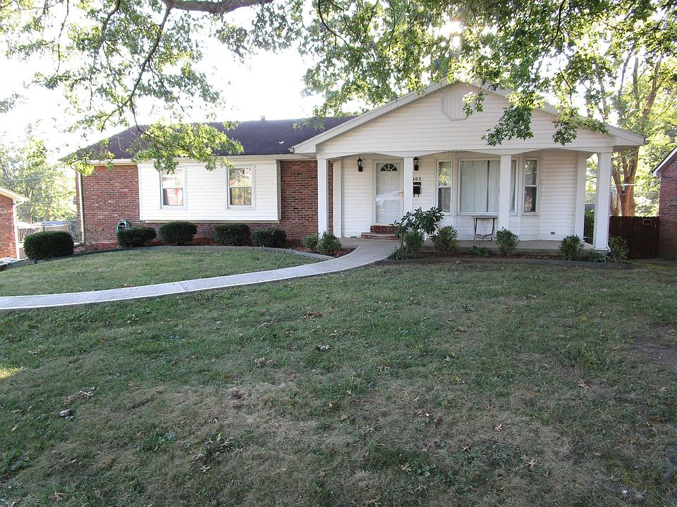 1st image of 203 Pin Oak Pl