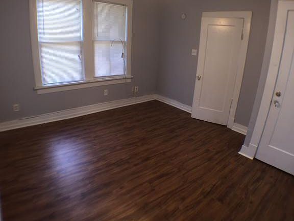 4th image of 1405 Hurley Ave