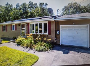 54 Lancaster Rd, Clinton, MA 01510