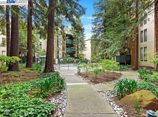 155 Sharene Ln APT 212, Walnut Creek, CA 94596