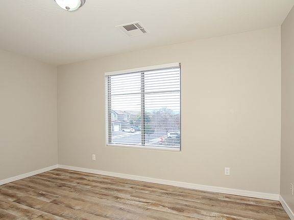 5th image of 14727 N 174th Ave