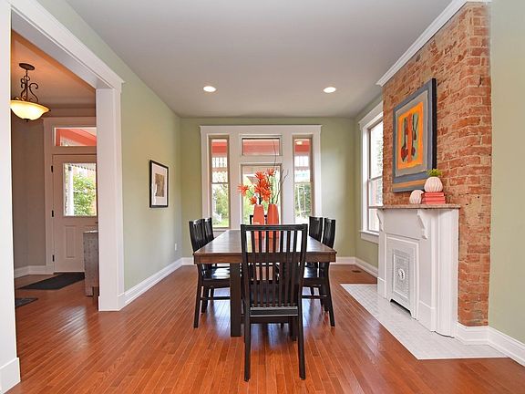 2nd image of 4268 Langland St
