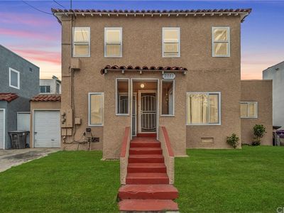 2111 E 17th St, Long Beach, CA, 90804