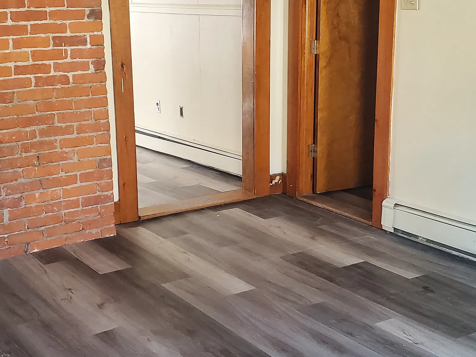 15 Market Ln — Photo 2