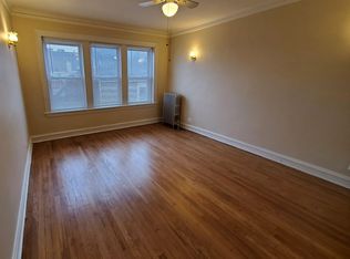 3054 W Irving Park Rd APT 2S, Chicago, IL 60618