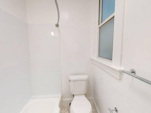 2nd image of 1330 Union St APT 14