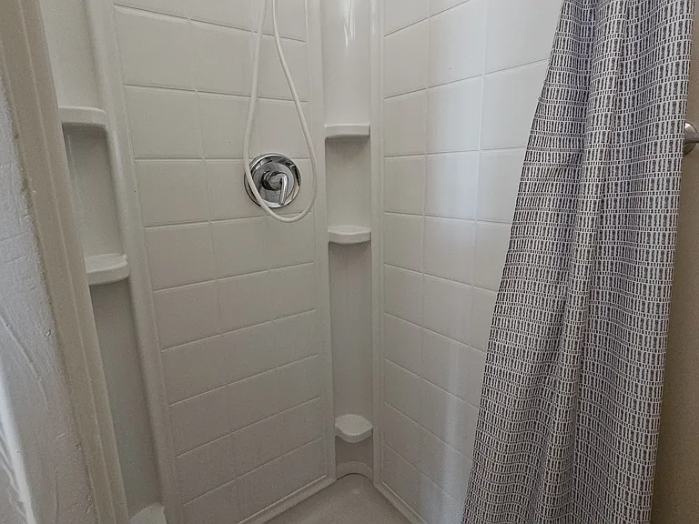 409 Albatross Ct #409B — Photo 12