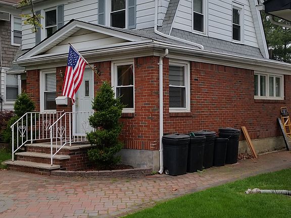 2nd image of 21 Whitney Ave