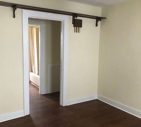 5th image of 108 Ashwood Ave