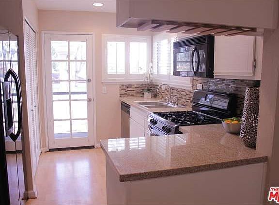 4th image of 25873 McBean Pkwy Unit 55