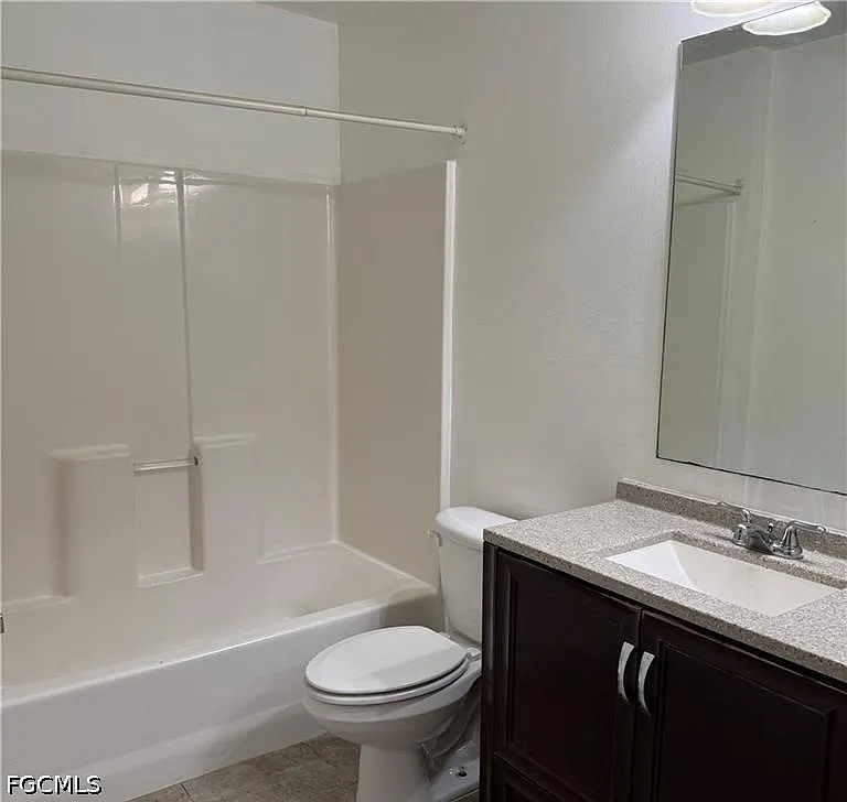 3 bed, 2.0 bath, 1350 sqft, $1,400 — Photo 4