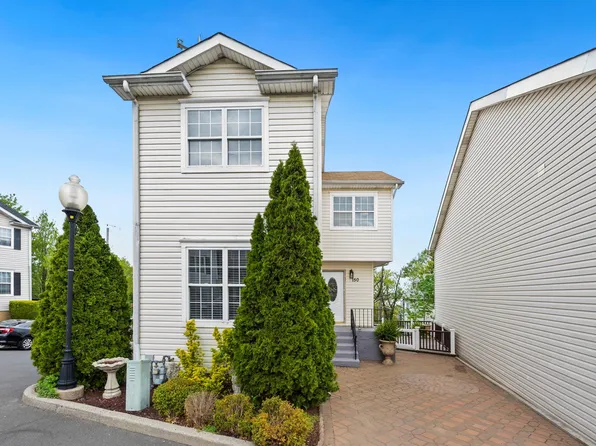 150 Northview Court, Staten Island, NY 10301