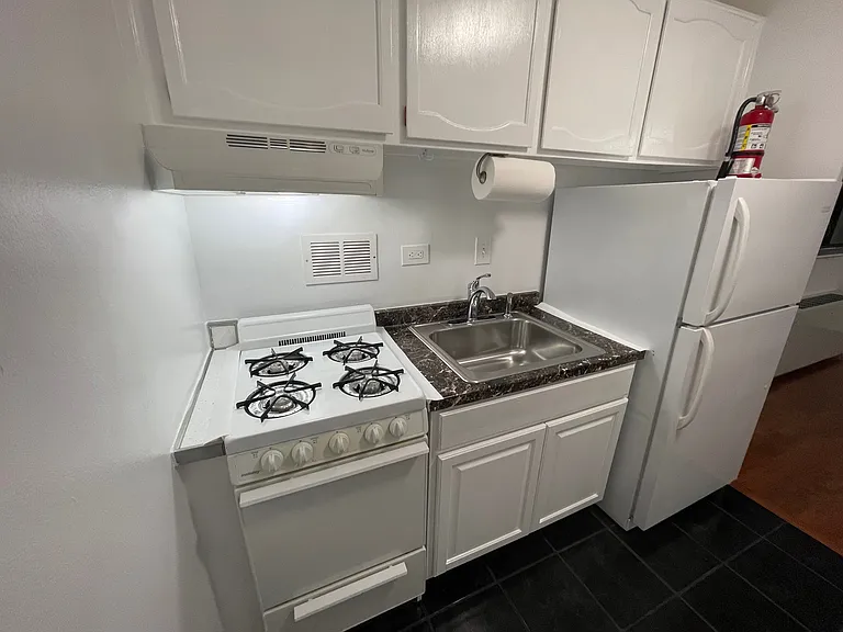 1420 N St NW — Photo 6