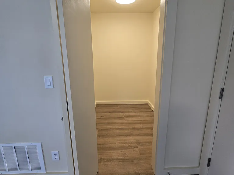405 N 16th Ave #B — Photo 10