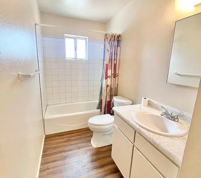 2045 S Walnut Ave — Photo 8