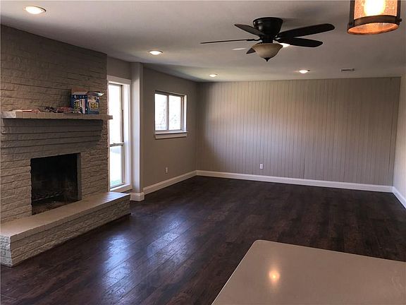 4th image of 1031 Kings Manor Dr