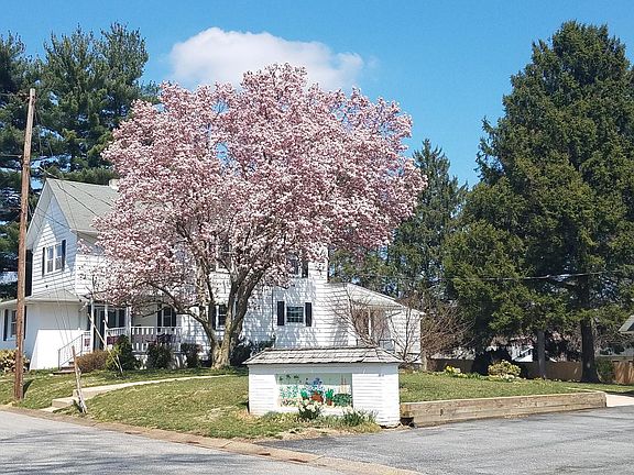 2nd image of 2107 Walmsley Dr