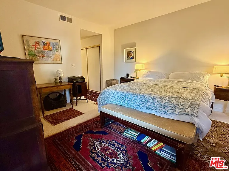 637 Wilcox Ave #2D — Photo 17