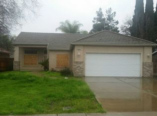 903 W Ashland Ave, Visalia, CA 93277