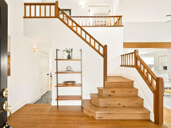3rd image of 670 W Pine Street
