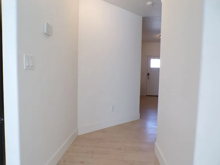 475 Huckleberry Ln — Photo 9