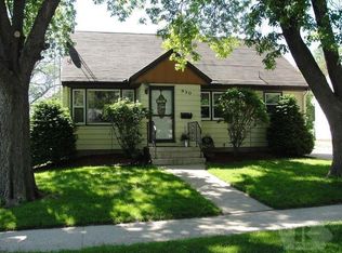930 N Fillmore Ave, Mason City, IA 50401