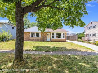 3221 Hepfer Rd, Lansing, MI 48911