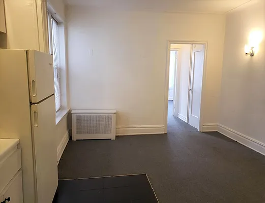 Rented by Anchor Associates | media 10