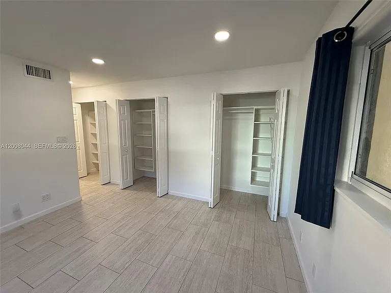 609 NE 14th Ave #108 — Photo 13