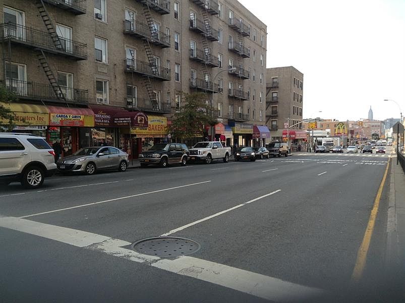 1st image of 3948 Queens Blvd