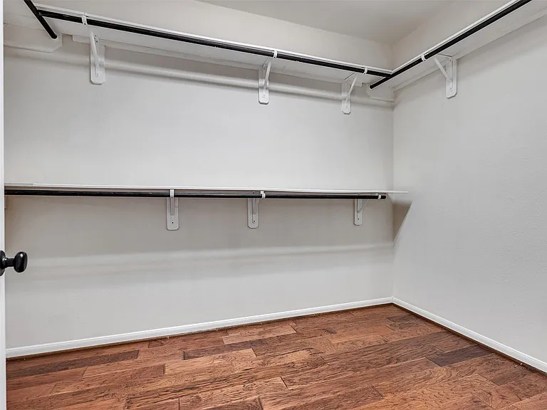 28006 Hollyfare Dr — Photo 21