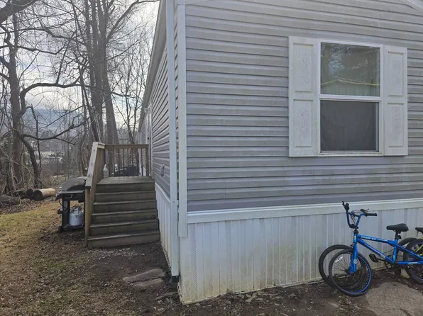 1075 Sweeten Creek Rd #18, Asheville, NC 28803