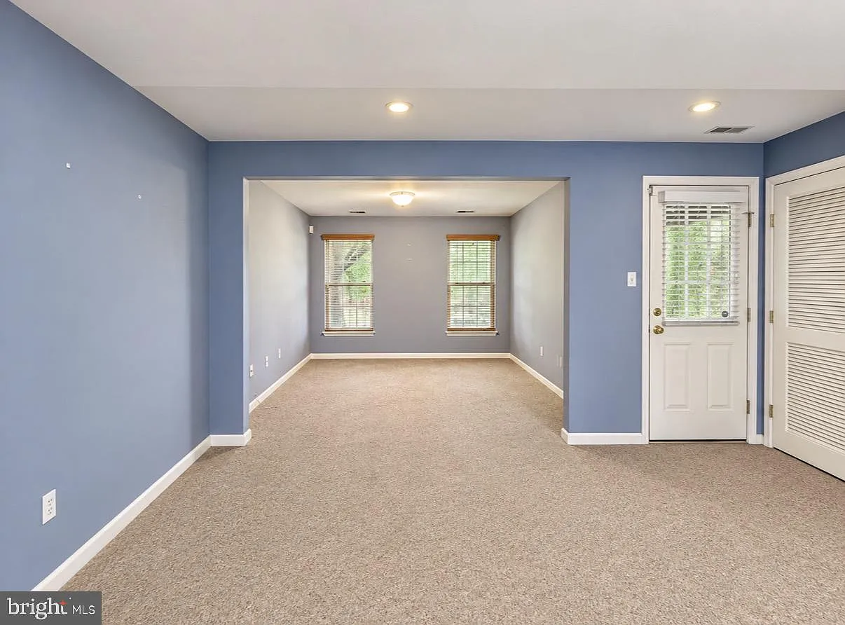 3 bed, 2.5 bath, 1544 sqft, $3,000 — Photo 4