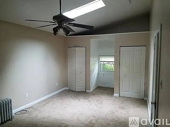 4th image of 2934 Banksville Ave
