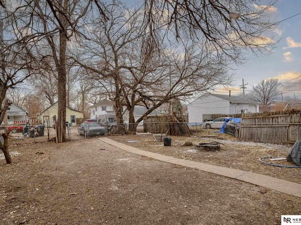 2443 Hartman Ave, Omaha, NE 68111