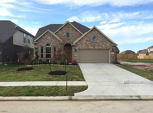 11015 Sarah Bluff Ln, Cypress, TX 77433