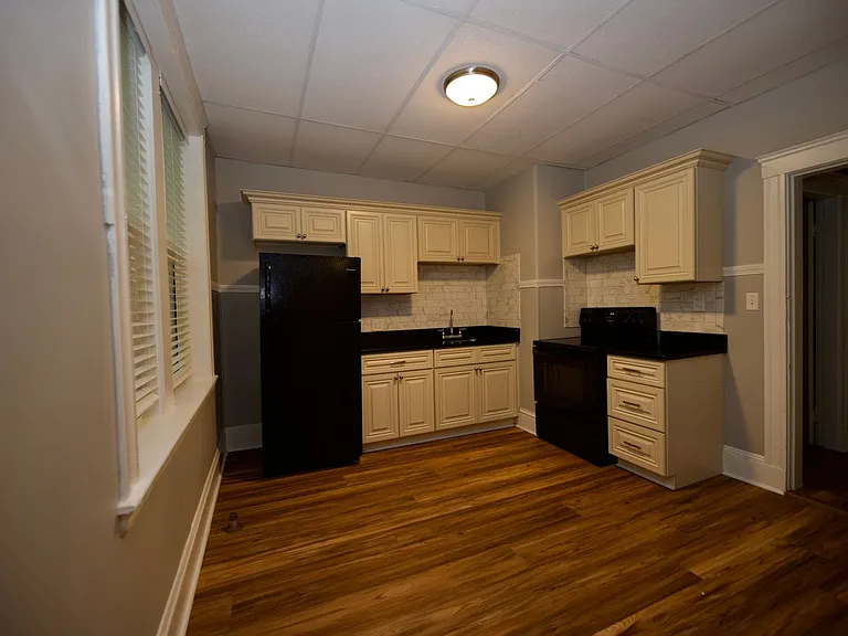 South Pleasant Vernon LLC — Photo 7