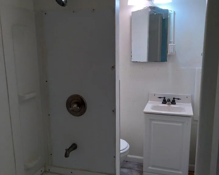 112 NE 5th Ave #4 — Photo 2