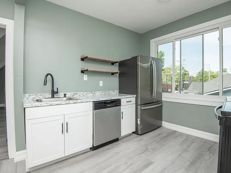 117 E Glenwood Ave #2 — Photo 7