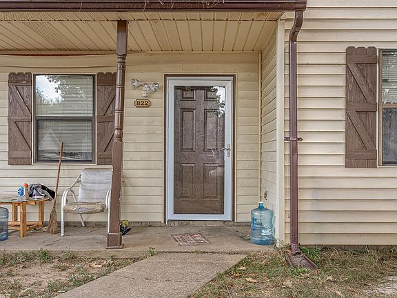 4th image of 822 Amber Cir