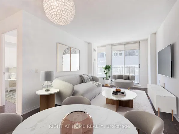 388 Bloor St E #507, Toronto, ON M4W 3W9