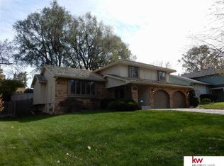 2323 S 166th St, Omaha, NE 68130