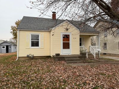 858 S English Ave, Marshall, MO, 65340